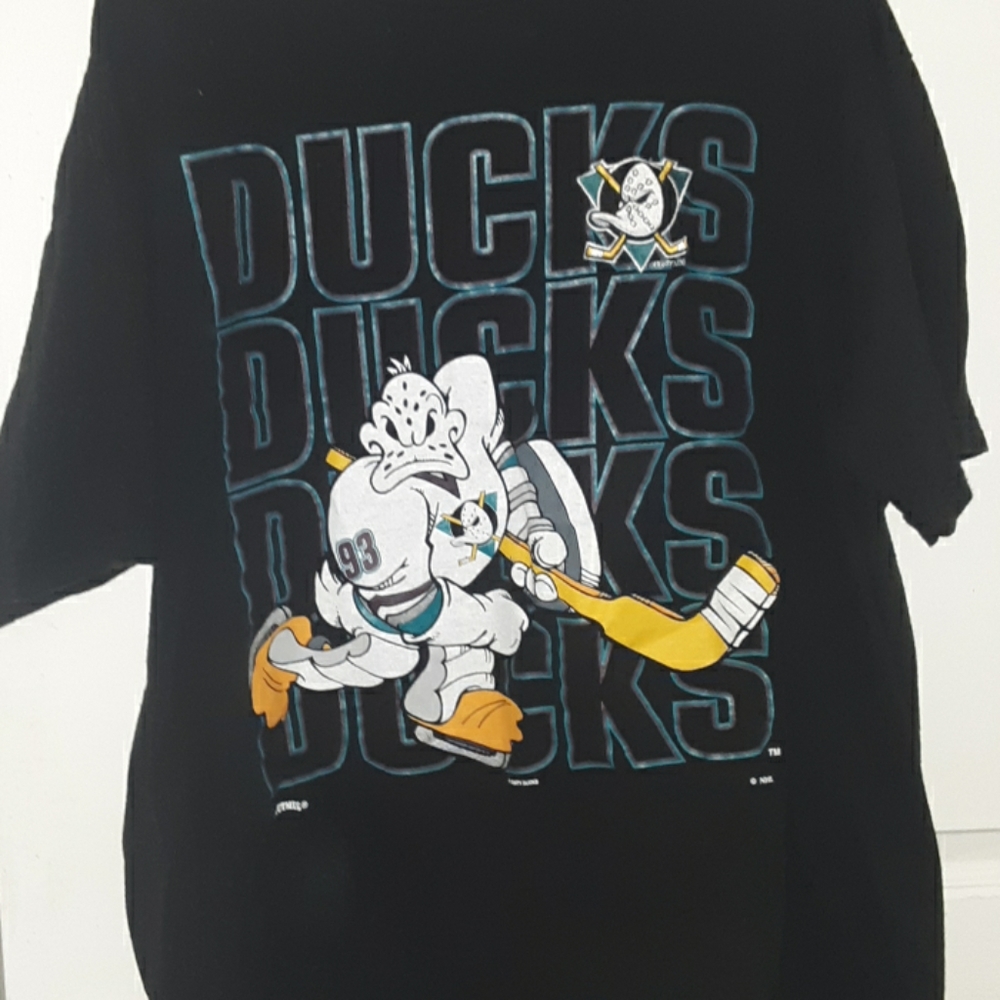 NHL tshirt